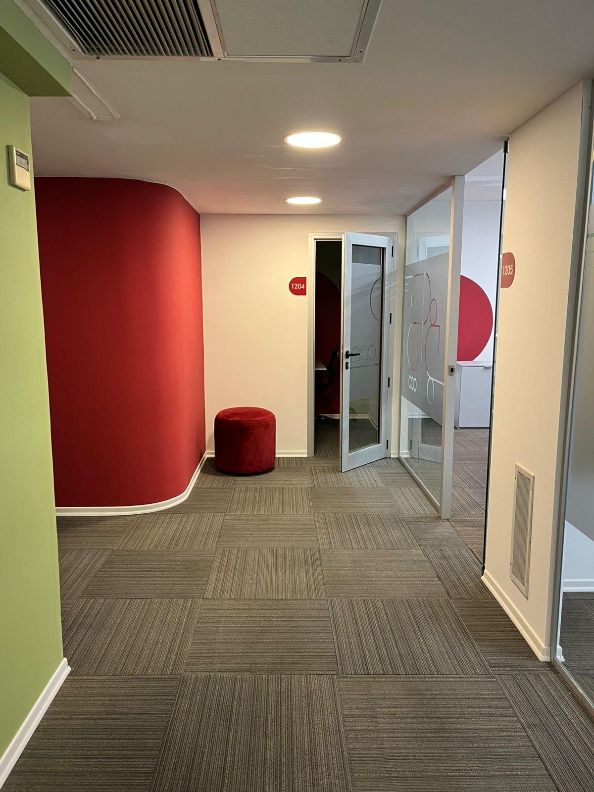 Interior de las oficinas de Administración Pastor